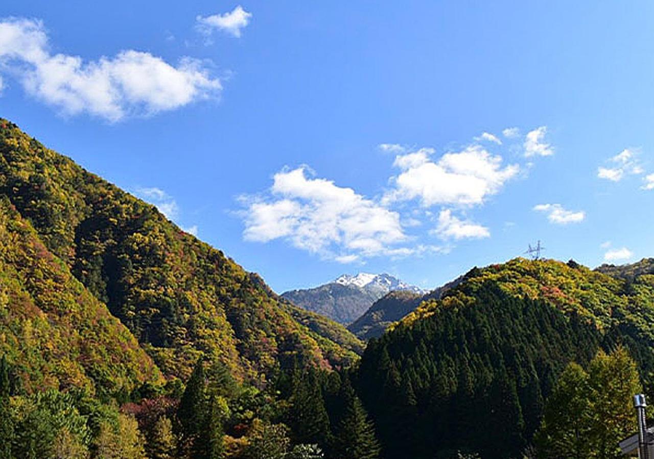 筋肉と自然と遊ぶ宿 田島館 Takayama  Camera foto